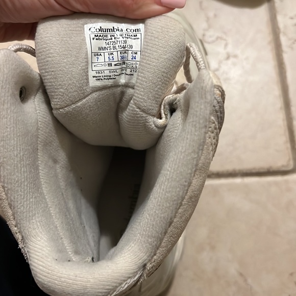 Columbia snow boots - Picture 2 of 3